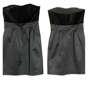 Classy Strapless Dress by Banana Republic Size 6